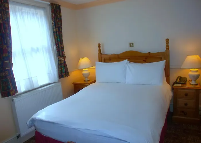 The Royal Oak Hotel